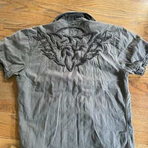 Men’s Short Sleeve Button Up Shirt M/L